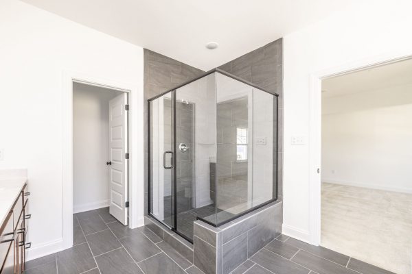 Primary Ensuite - Homes in VA