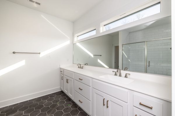 Primary Ensuite - Homes in VA