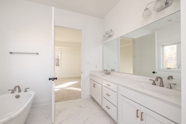 Primary Ensuite - Homes in VA