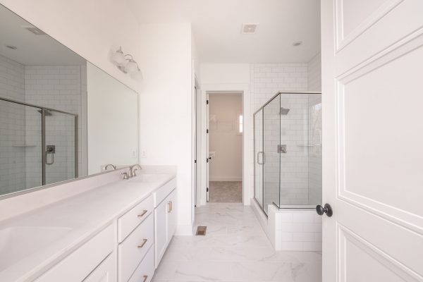 Primary Ensuite - Homes in VA