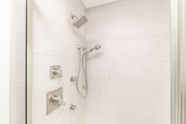Primary Ensuite - Homes in VA